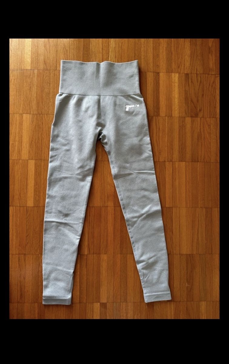Leggings: Mint Alpha Coutures Sportleggins – Usato da Sisseln AG venduto da tan_sln 1