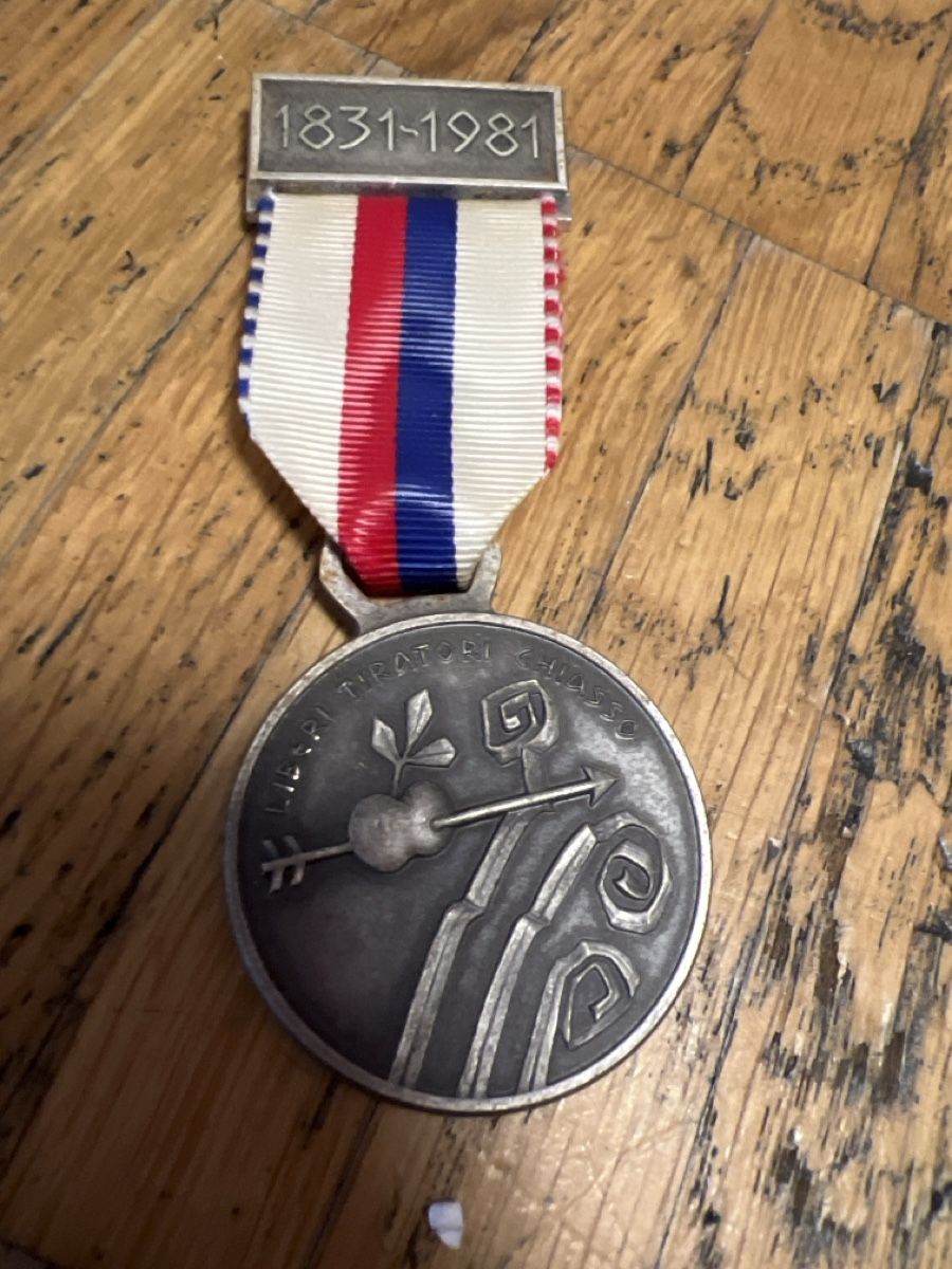 Medaglie: Medaille – Usato da monte carasso venduto da Chanel82