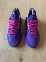 Neu Diesel Damen-Sneakers, Gr. 36.5