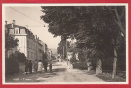 TRAVERS