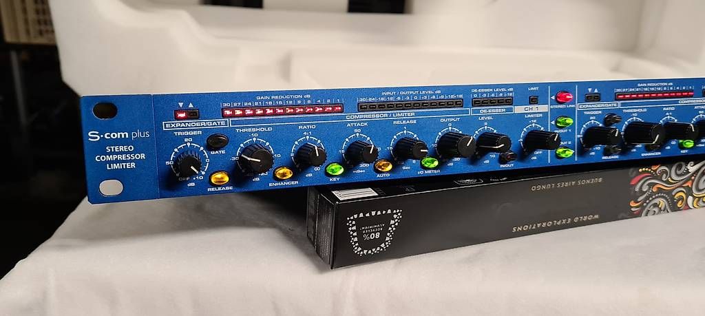 Equalizer: Samson S-Com Plus Stereo Compressor / Limiter – Gebraucht aus Wallisellen von Daijga 1
