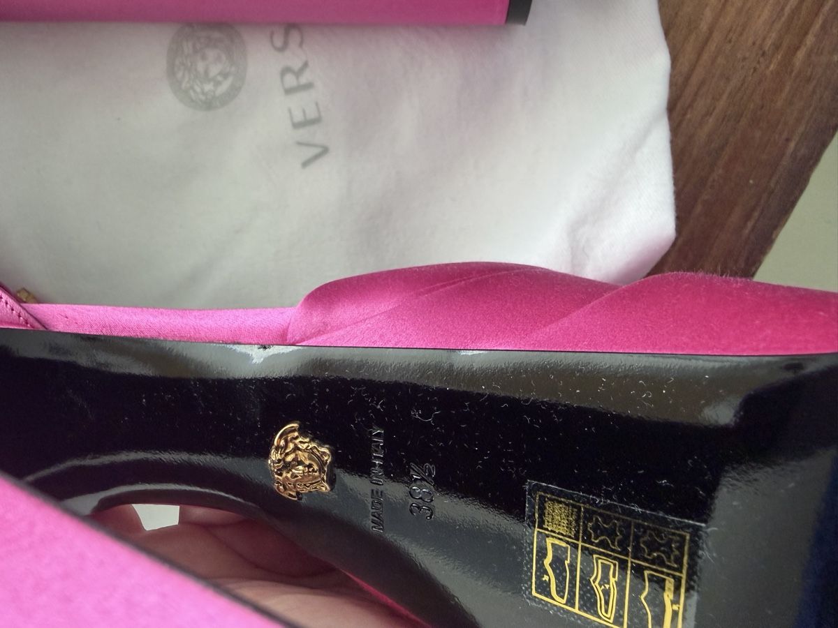 Versace Damenschuhe: Originale Versace Plateau-Pumps Pink Gr. 38.5 – Neu (gemäss Beschreibung) aus Glattpark(Opfikon) von Madametaniouska 5