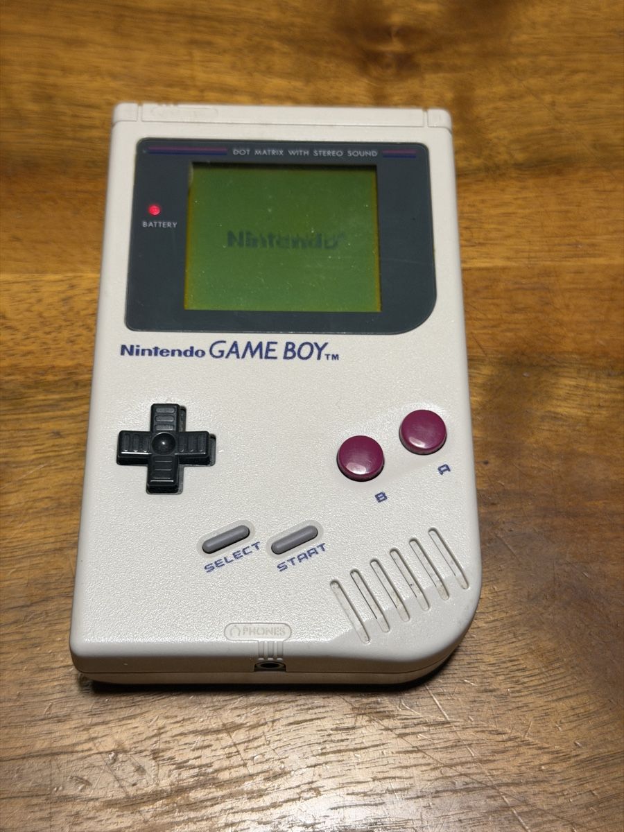 Nintendo Konsolen: Game Boy mit Game 50 in 1 – Gebraucht aus Solothurn von fluri79