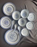 Set of dishware - Chinese dragon design 