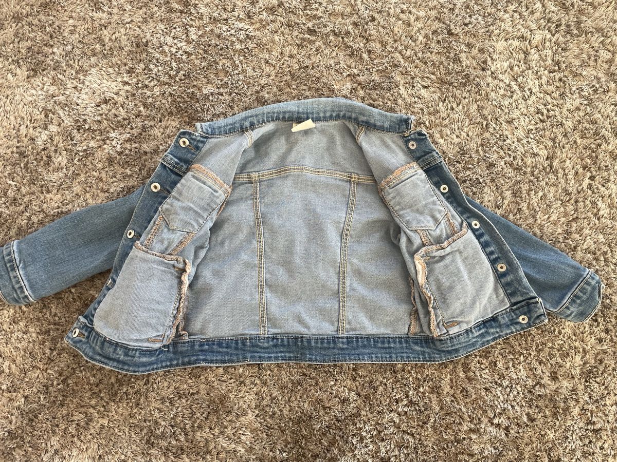 Zara Jacken & Mäntel: Zara Jeans Jacke, Gr. 104 – Gebraucht aus Weiningen ZH von wunderkaro 1