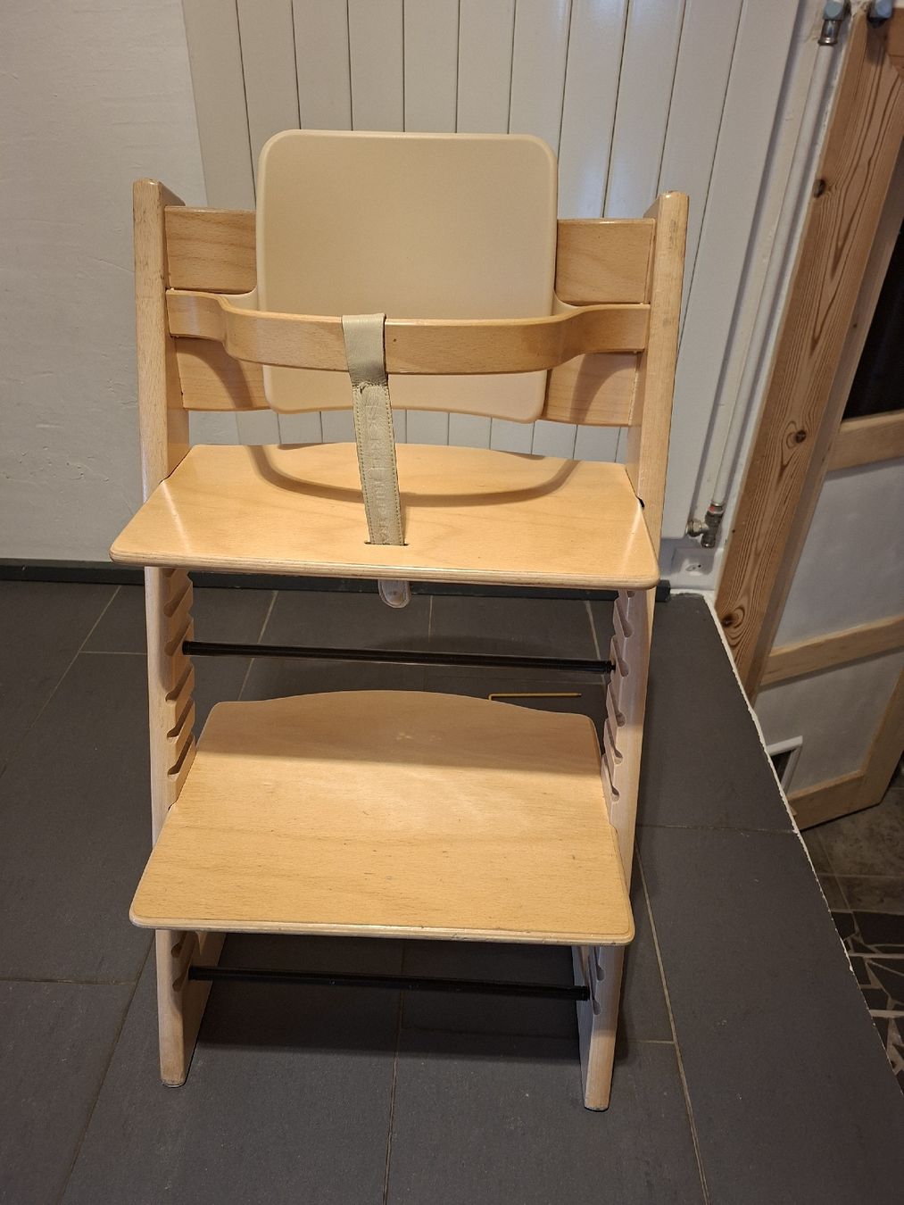 Hochstühle: Tripp Trapp Hochstuhl aus Holz – Gebraucht aus Aadorf von Hupfgump