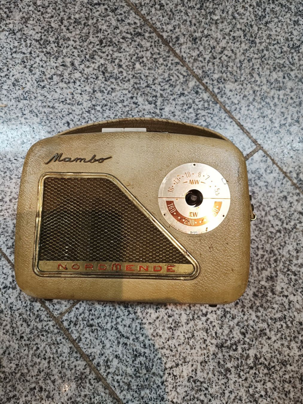 Radios: Radio Antike 5 Stück – Gebraucht aus Hallau von RemoT 7