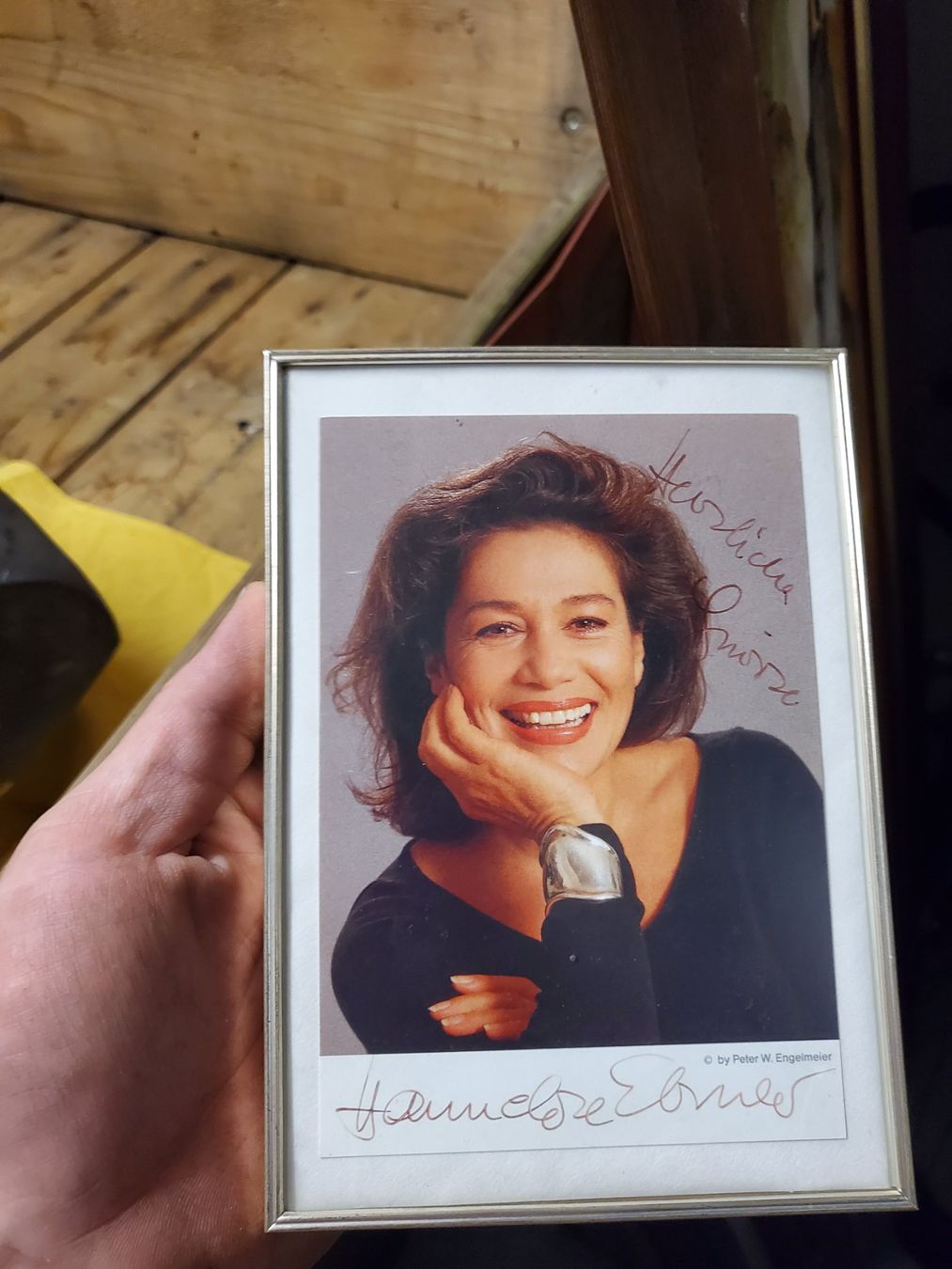 Autografi: Autogrammkarte Hannelore Elsner – Usato da Balsthal venduto da redcarpet 1