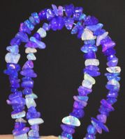 Halskette L-7453 – Äthiopische Lila Opal Chips 4,5 bis 5 mm