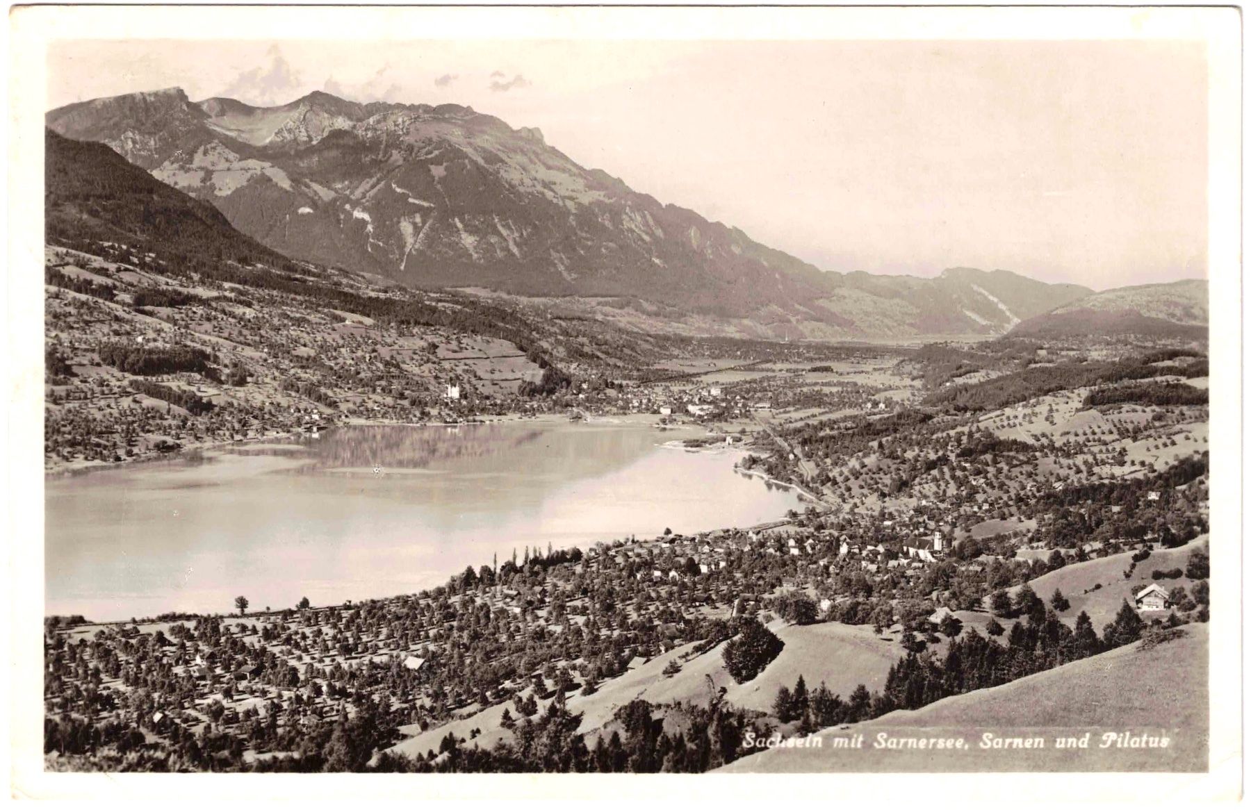 Ansichtskarten: SACHSELN mit Sarnersee, Sarnen & Pilatus ca. 1935 (OW) – Gebraucht aus Oberdorf BL von Hopfehuepfer