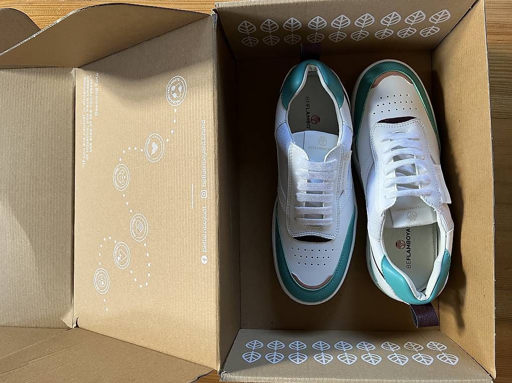 Damenschuhe: Sneaker Beflamboyant 40 – Neu und originalverpackt aus Ogens von lau_z665 2