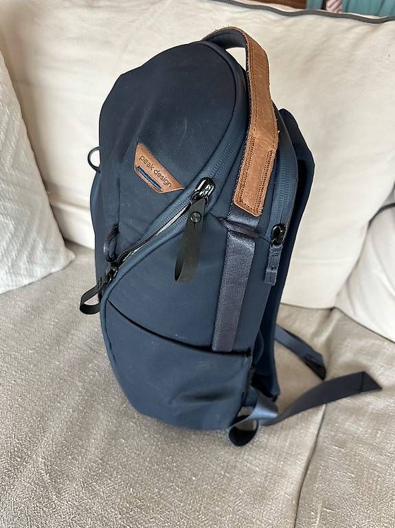 Zaini: Peak Design Everyday Backpack 15L Zip v2  Midnight Blue – Usato da Paradiso venduto da odo_tr2m 4