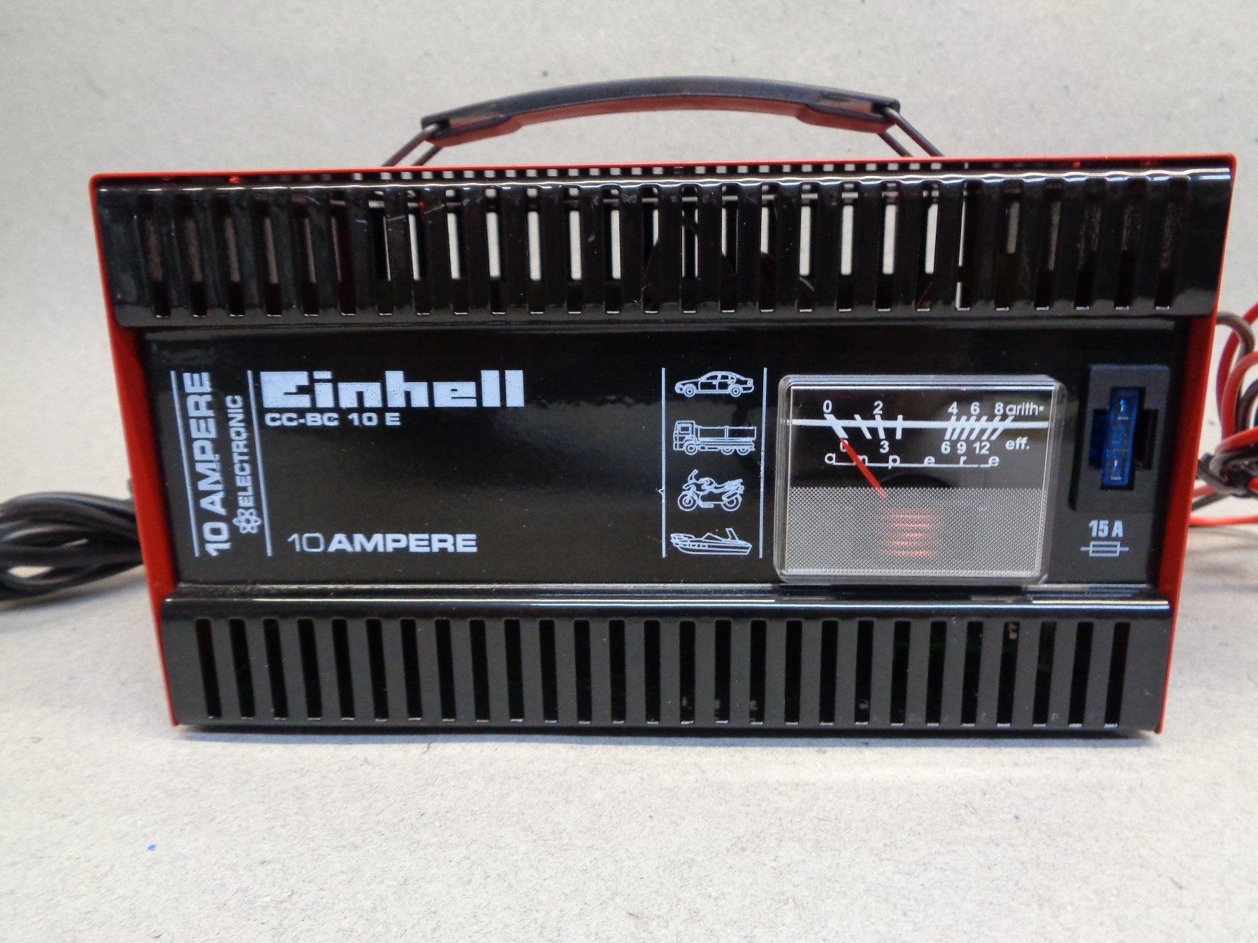 Einhell Caricabatterie: Batterie-Ladegerät-12Volt – Usato da Aarwangen venduto da SEC500 1