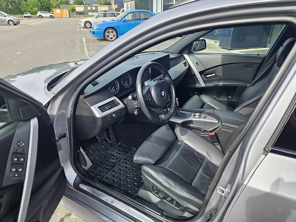 Automobili: BMW 545i E61 LCI Optik - M-Paket, V8 – Usato da Mellingen venduto da Lennuzzo90s 4