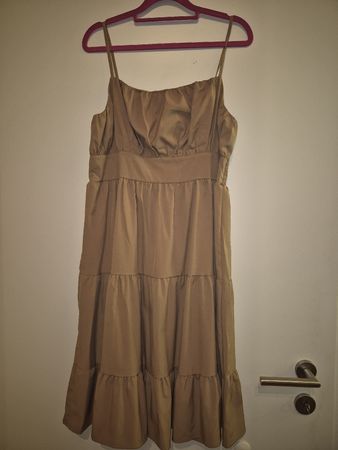 Traumhaftes,  elegantes Kleid in Gr. 42. 