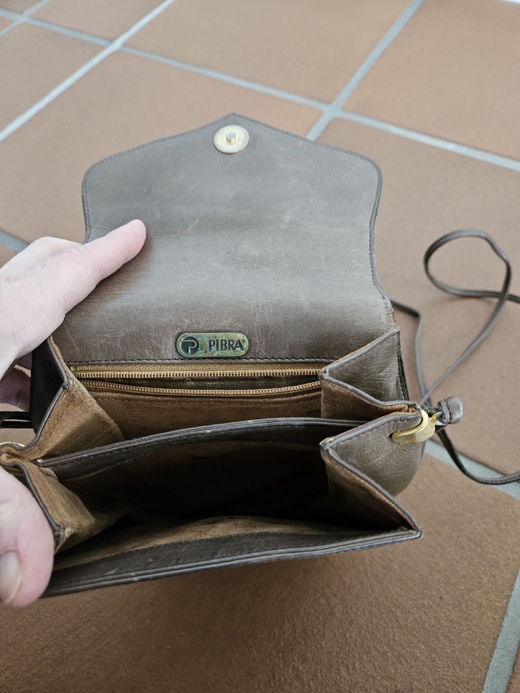 Borse da donna: Vintage Ledertasche – Usato da Eschenbach SG venduto da MarThu 1