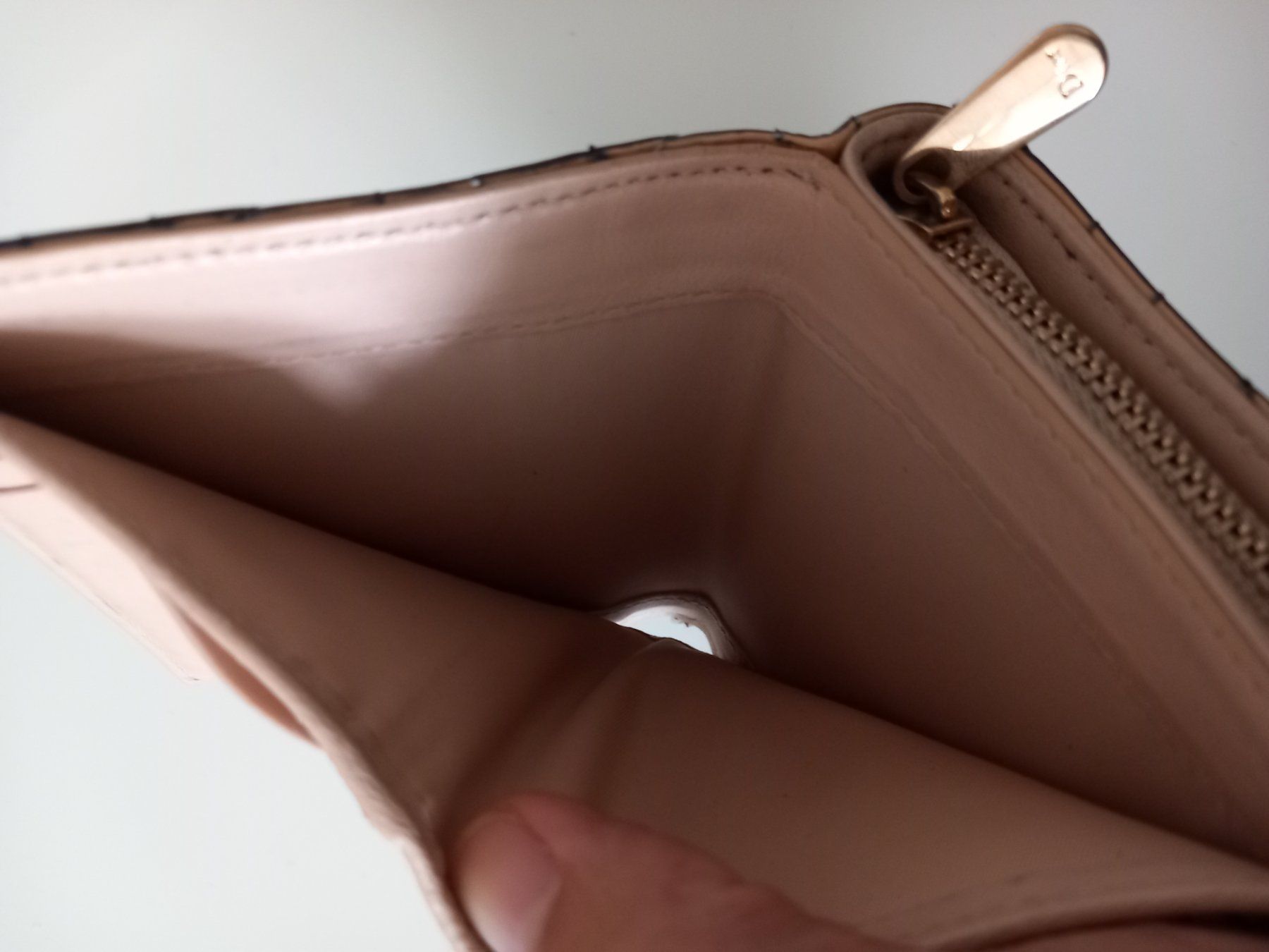 Dior Portemonnaie: CHRISTIAN DIOR porte monnaie – Gebraucht aus Le Grand-Saconnex von Rgt87 8