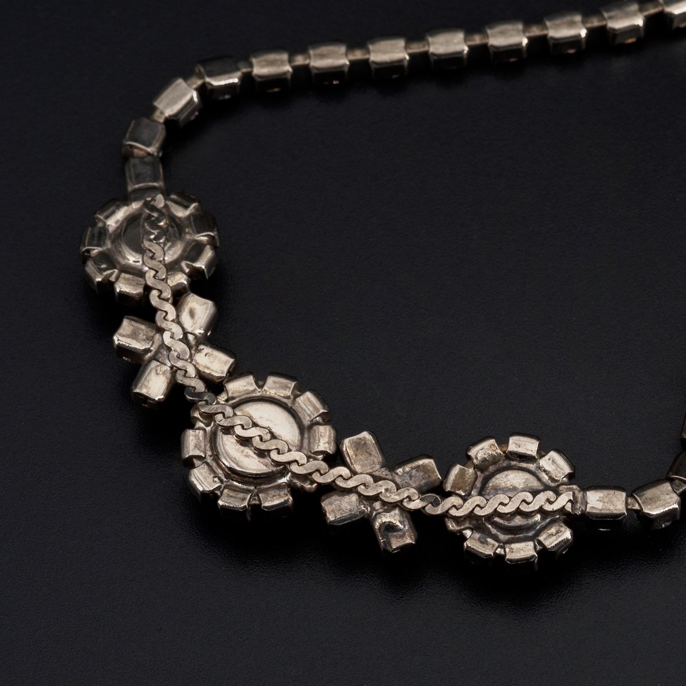Catenine: Vintage Halskette mit Strass – Usato da Zürich venduto da nostalgic_treasures 2