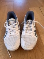 Hallenschuhe asics Gr. 36