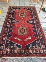 Beau tapis oriental d'hiver, fait main