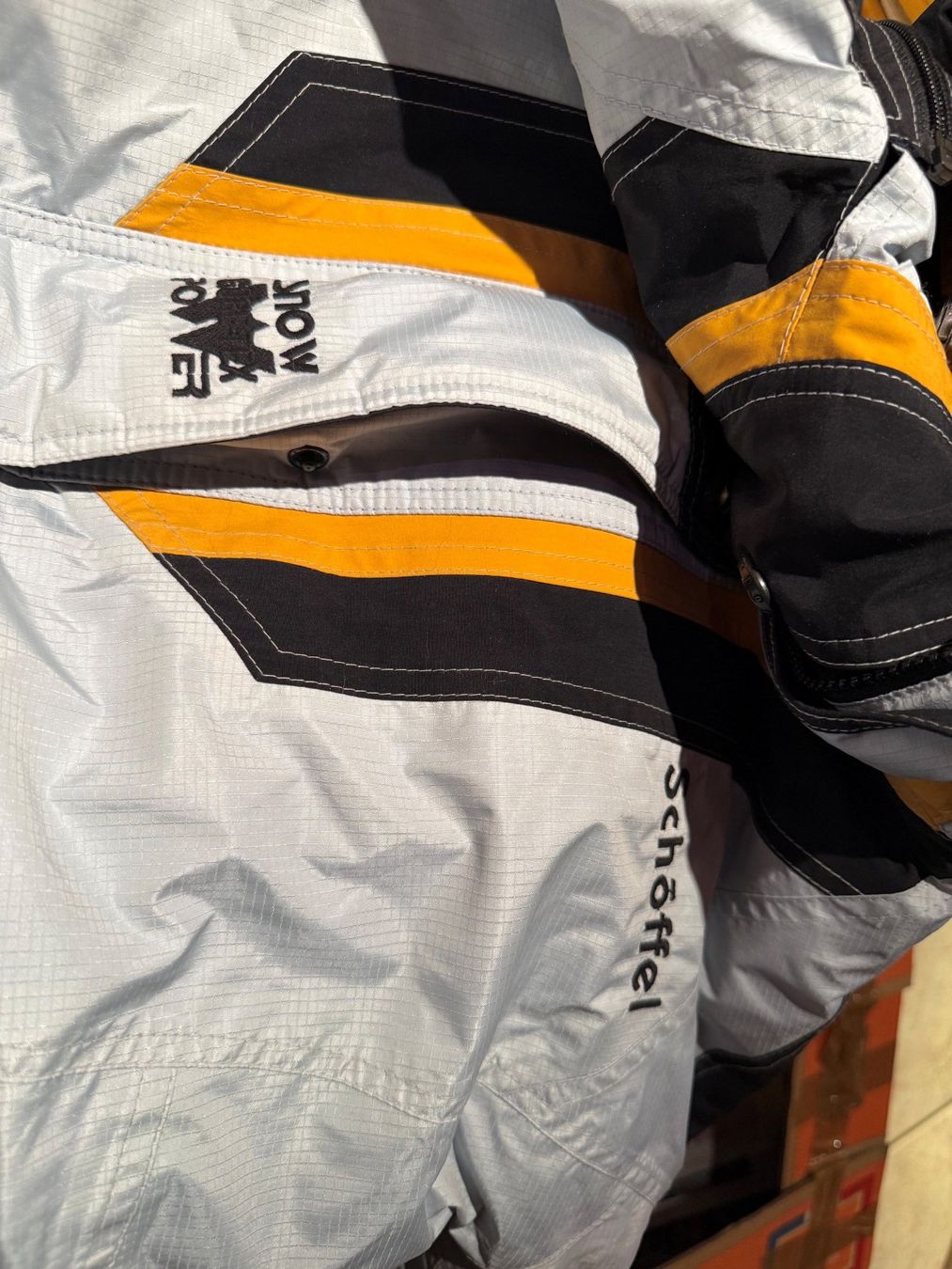 Schoeffel Giacche: Veste Schöffel Taille M argent et jaune – Usato da Champéry venduto da Madodusud358 1