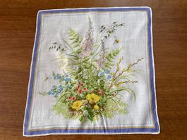 Taschentuch mit Blumenmuster und Bienen Rand lila 27x27cm