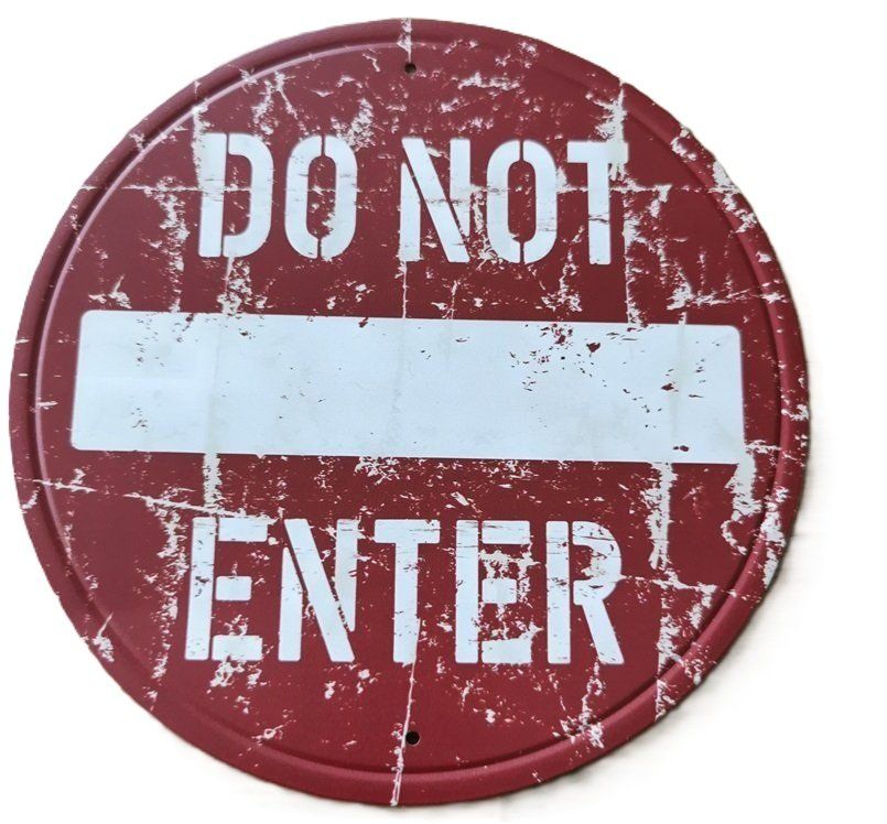 Schilder: DO NOT ENTER - Blechschild  (neu/OVP) – Neu und originalverpackt aus Wilen b. Wollerau von morethanmusic