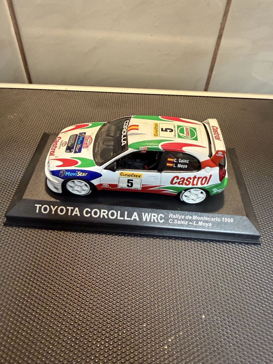 Toyota Modellini d'auto: Toyota Corolla WRC 1998. 1/43 – Usato da Versoix venduto da Jeannot57