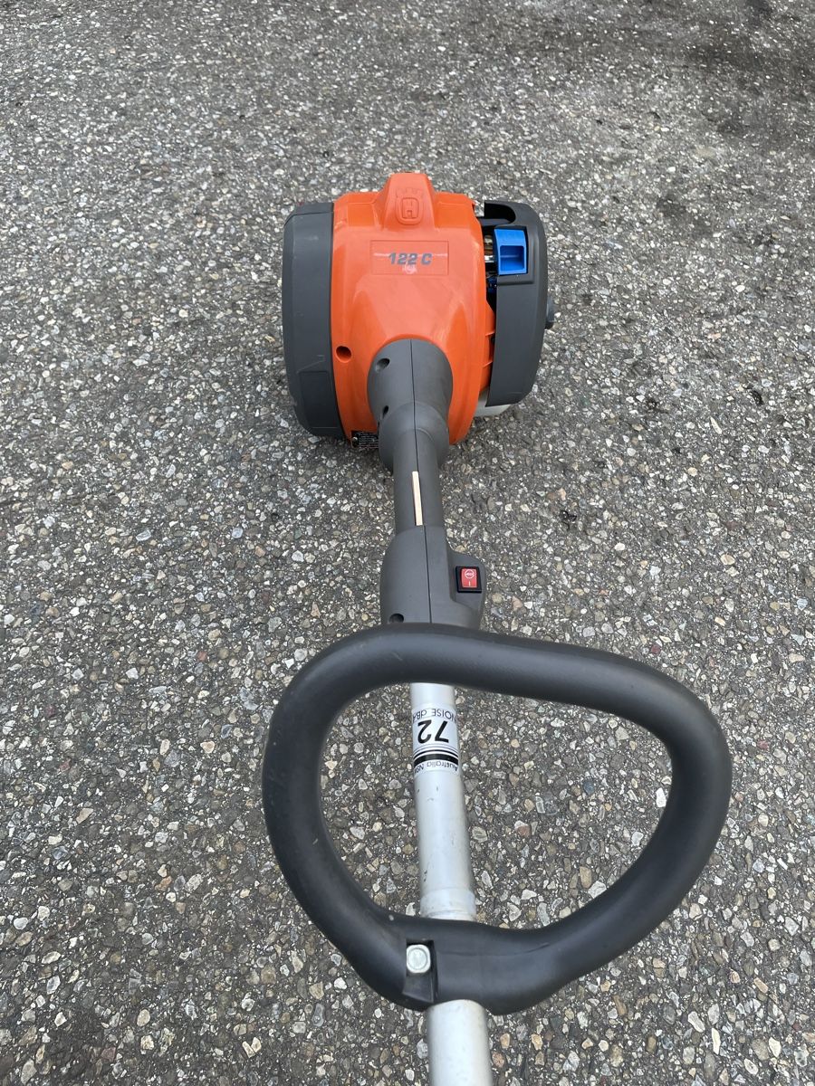 Husqvarna Alle Werkzeuge: Rasentrimmer Husqvarna 122 C – Gebraucht aus Würenlos von Shop_Shop 2