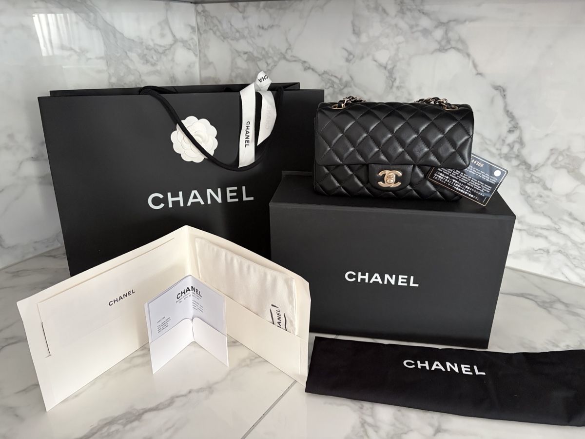 Chanel Sacs femmes: Chanel mini rectangular black – Neuf (Voir description) à Zürich par Loveluxery 1
