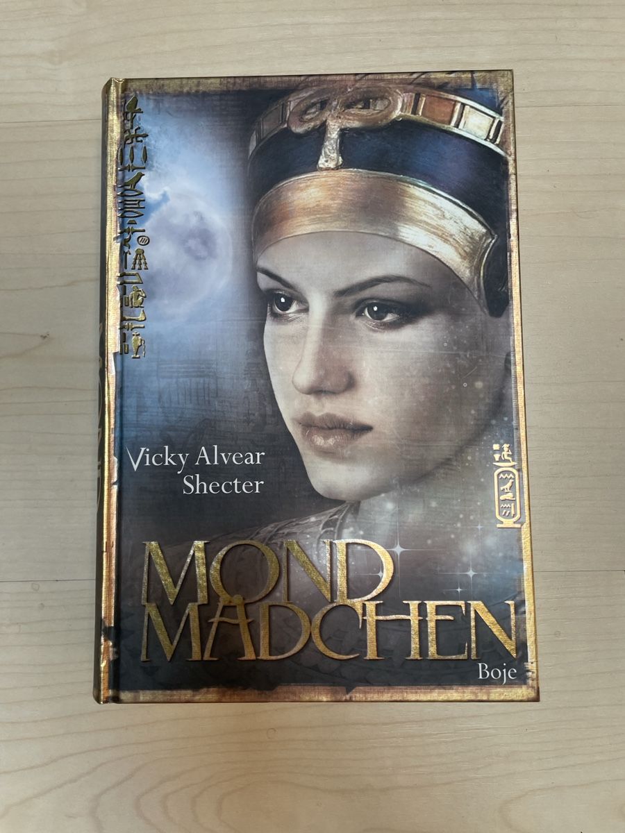 Libri: Mondmädchen, Vicky Alvear Schecter – Usato da Schnottwil venduto da MysticWitch