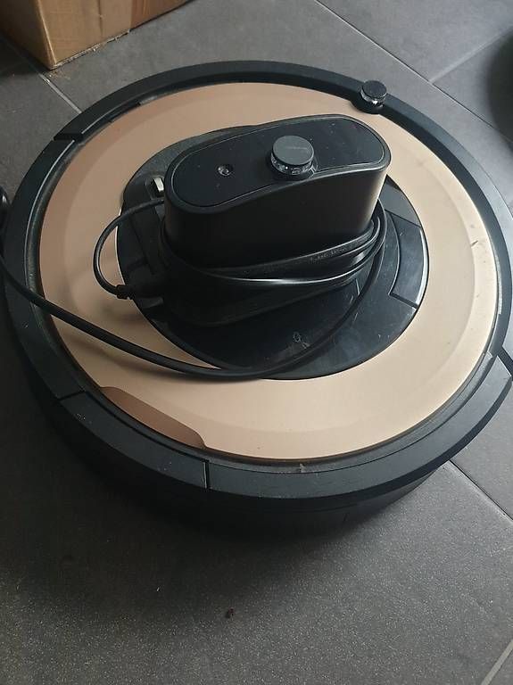 Aspirateurs & Accessoires: Irobot Staubsauger – D'occasion à Rickenbach LU par trucker.s
