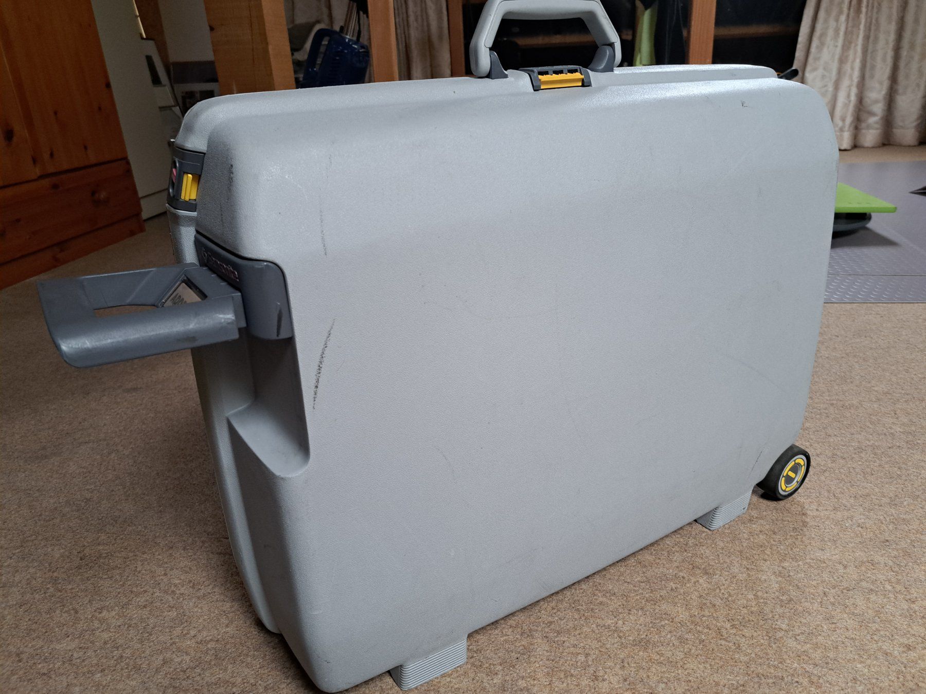 Samsonite Valigie: Hartschalenkoffer – Usato da Reinach BL venduto da mar_6zwc