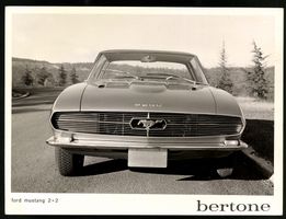 Fotografie Auto Ford Mustang 2 + 2, Spor
