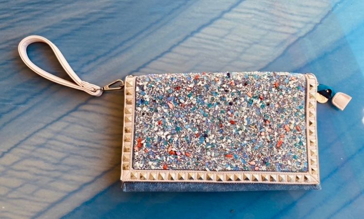 Borse da donna: OR CLUTCH – Usato da Walchwil venduto da Finibaci 1