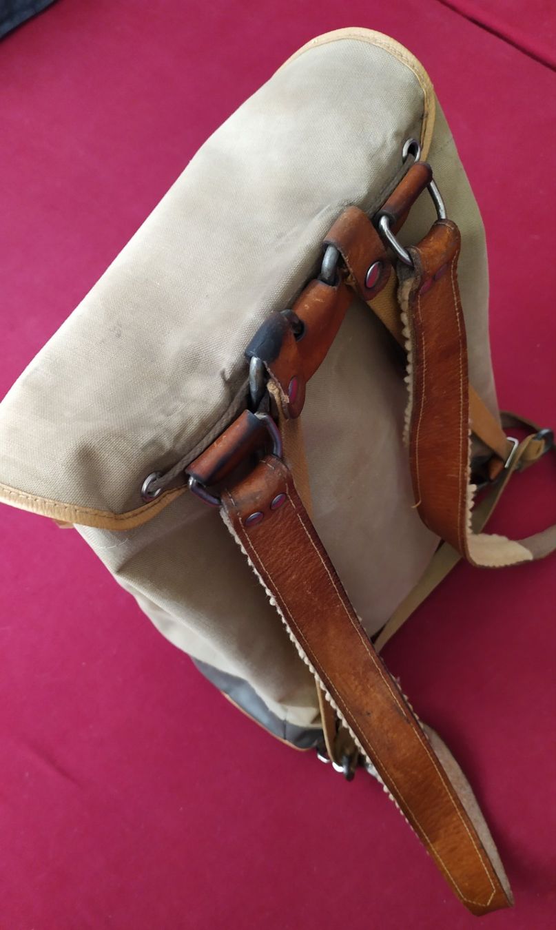 Zaini: Militärrucksack, sac à dos militaire – Usato da Chezard St-Martin venduto da Loucail 2