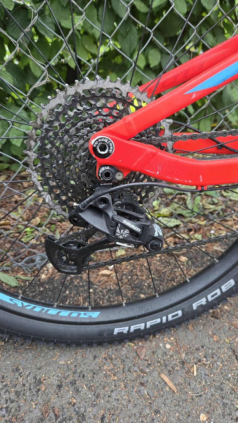 Scott Biciclette: vtt Scott Genius Carbon – Usato da Vilars NE venduto da kie_t26p 6