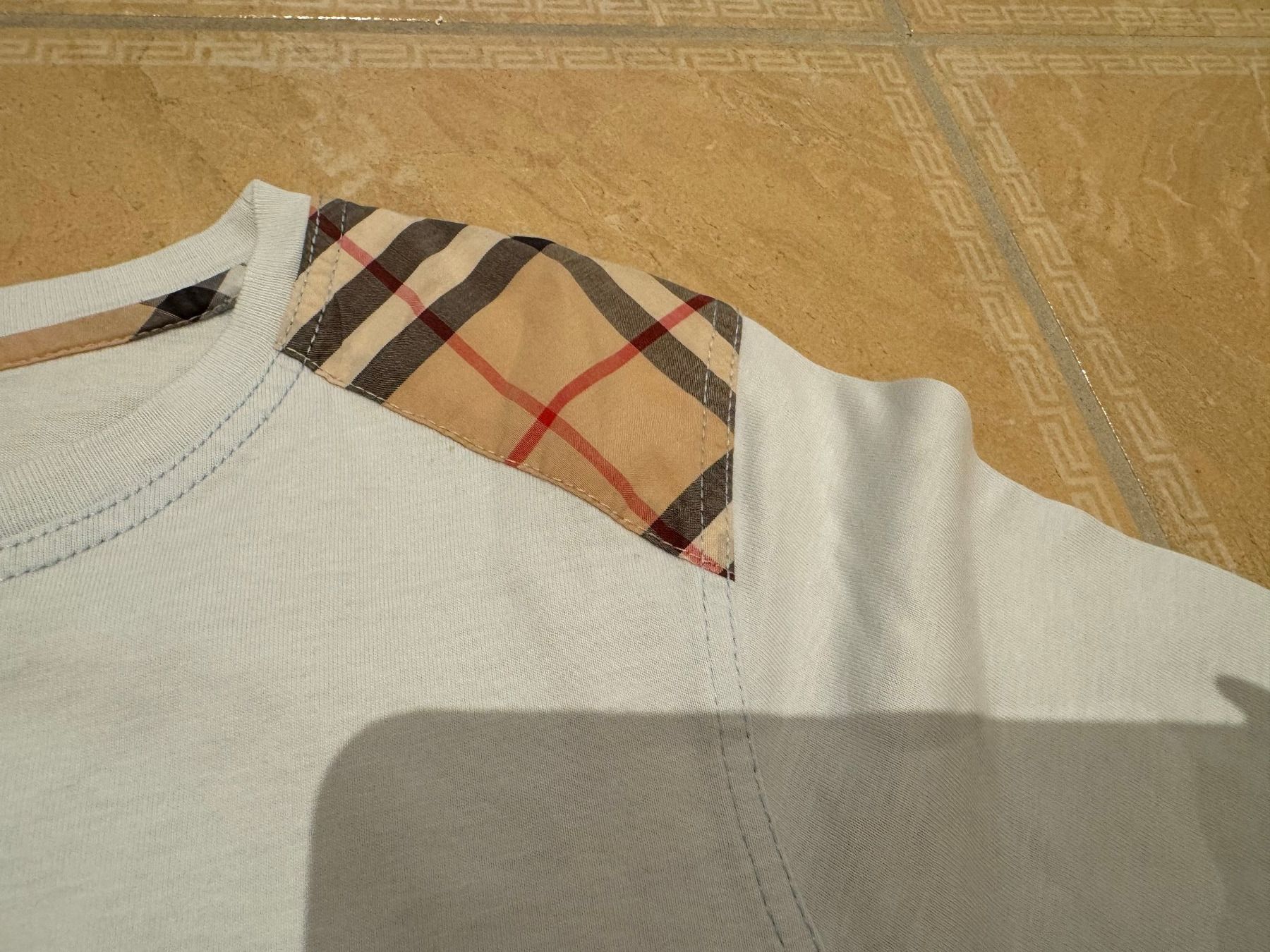 Burberry T-shirt: Burberry shirt, 10J 140 – Usato da Klingnau venduto da Markus14 2
