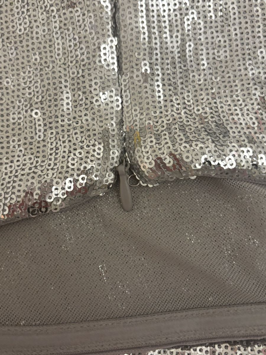 Bershka Vestiti: Silber Pailletten Kleid bershka – Usato da Winterthur venduto da beijaflor777 1