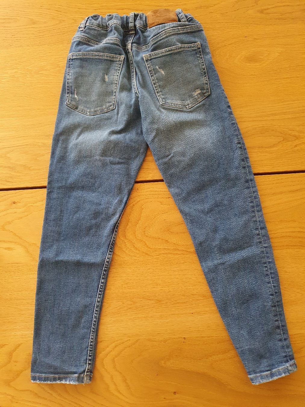 Zara Pantaloni: Zara Jeans Gr. 152 mit Loechern,destroyed Look, top! – Nuovo (secondo la descrizione) da St.Gallen venduto da Avena135 3