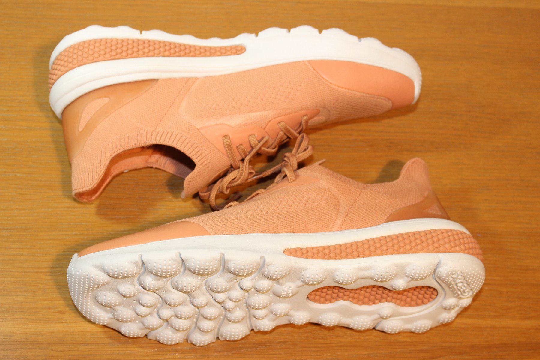Geox Scarpe da donna: Geox Damen-Sneaker, Gr. 38 – Nuovo (secondo la descrizione) da Basel venduto da Mila_Graf 9