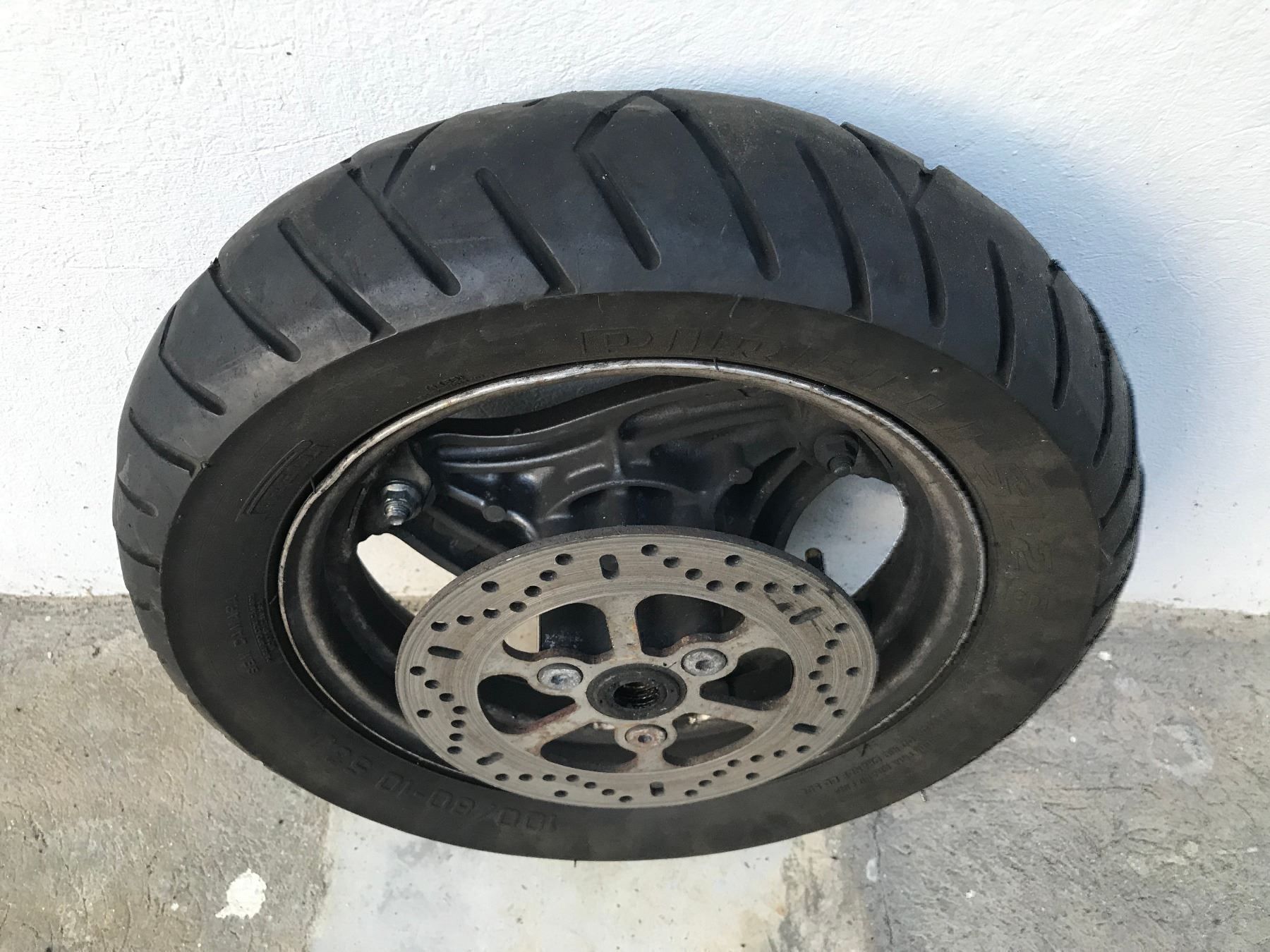 Pneumatici & Ruote complete: Suzuki AN  125 Kompletrad – Usato da Spreitenbach venduto da Schumacher 1