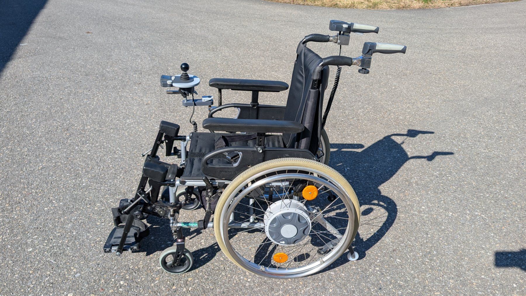 Rollstühle: Rollstuhl Küschall/Bimeda / Alber e-fix E25 – Gebraucht aus Gondiswil von ack_zc7z
