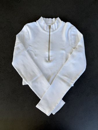 Top weiss mit Reissverschluss