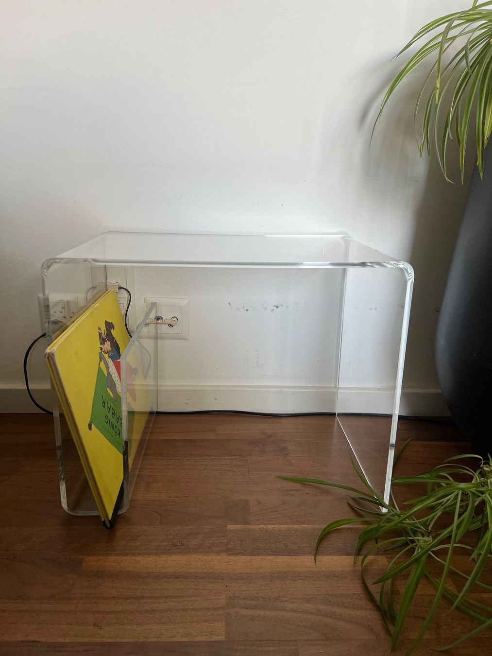 Tavoli: Plexiglas  Beistelltisch Couchtisch - Modern & Leicht – Usato da Jona venduto da Sariksa