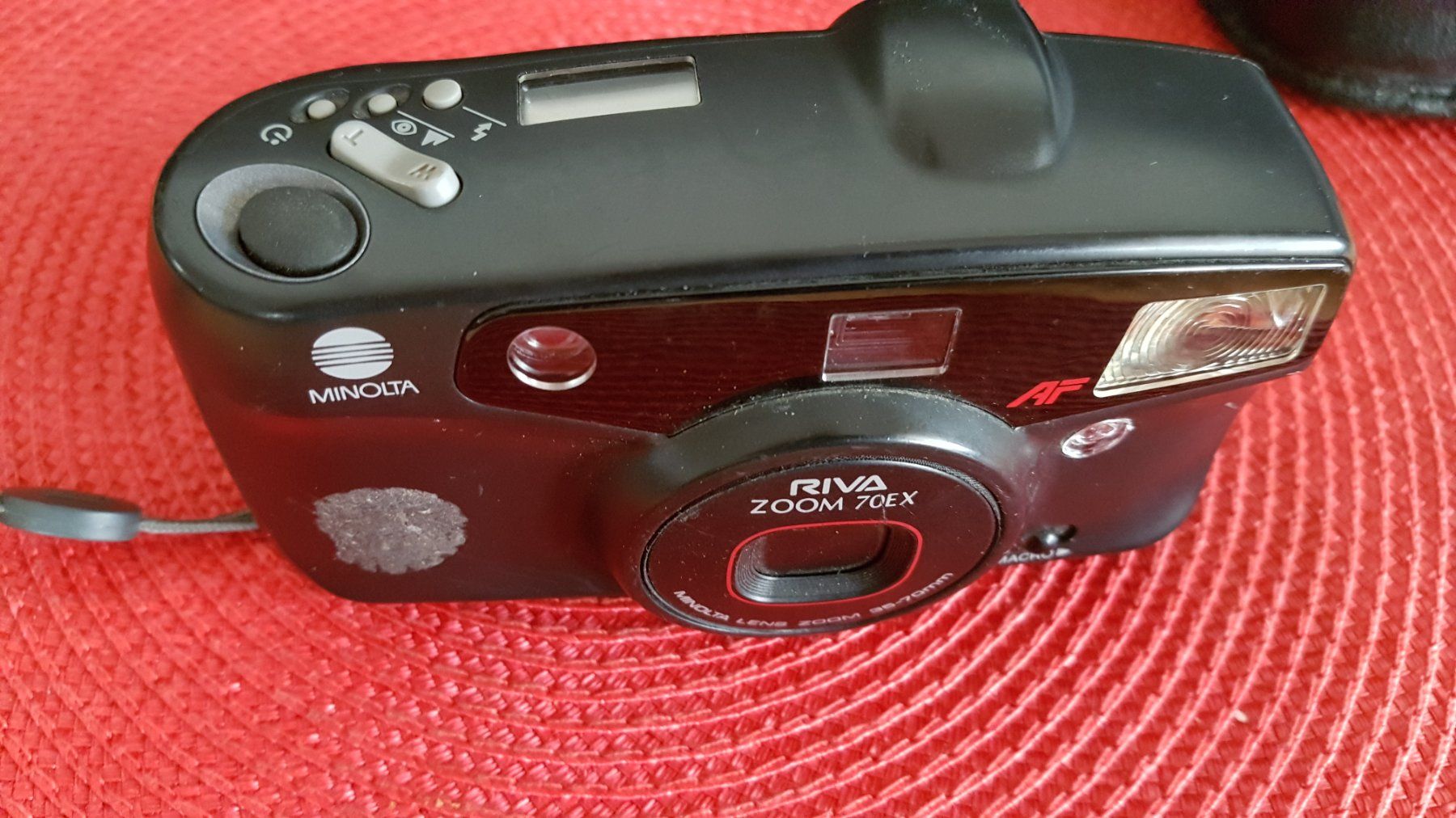 Minolta Kamera: MINOLTA RIVA ZOOM 70EX 35--70mm – Gebraucht aus Biel / bienne von Sarouch9 5