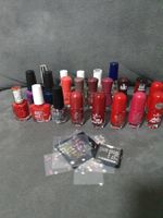 Lot de 17 vernis à ongles – différentes marques et couleurs