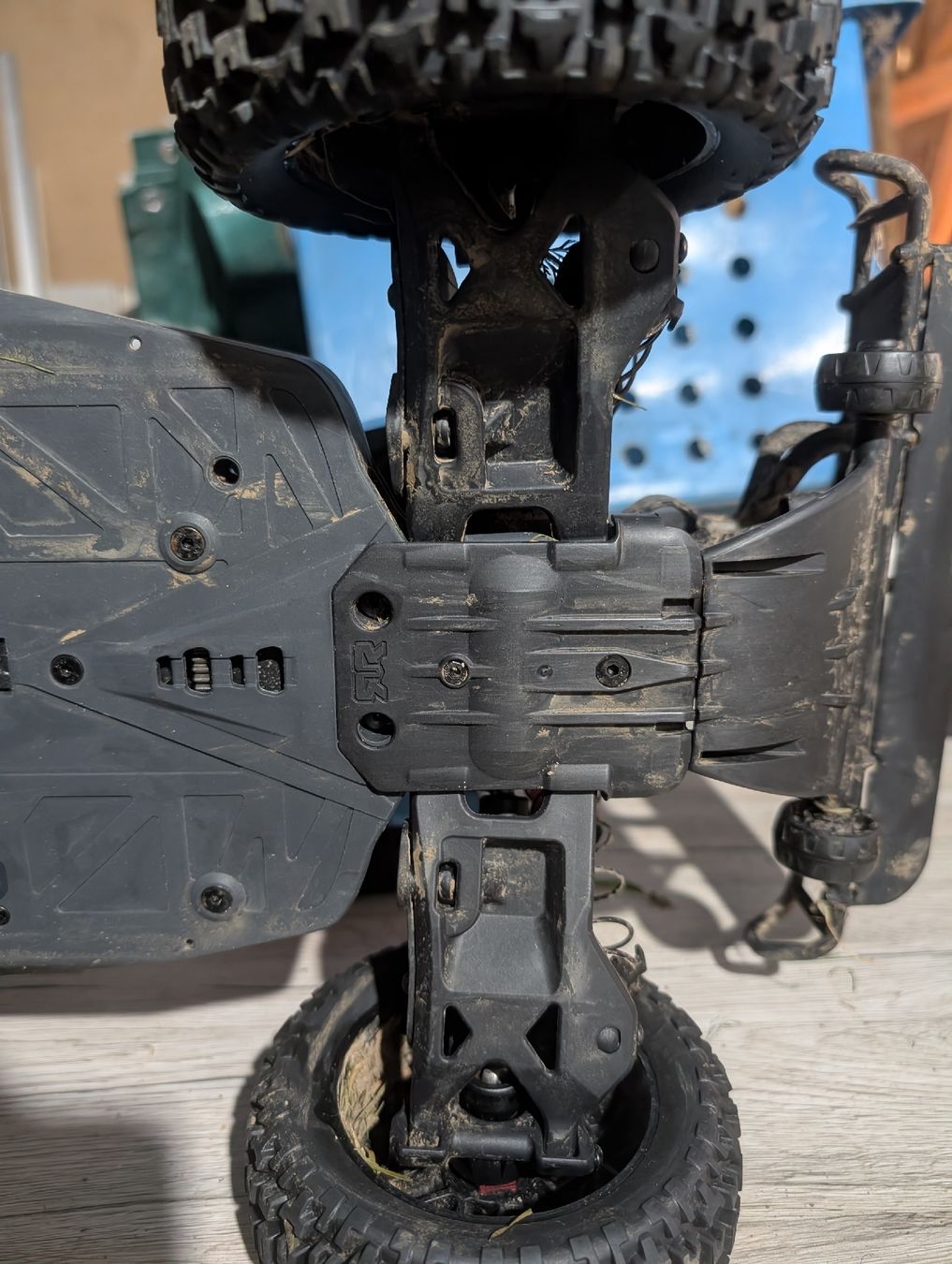 Arrma Modellismo RC: Arrma Mojave 1:8 mit 4S Akku – Usato da Sulzbach venduto da MercedesV8 5