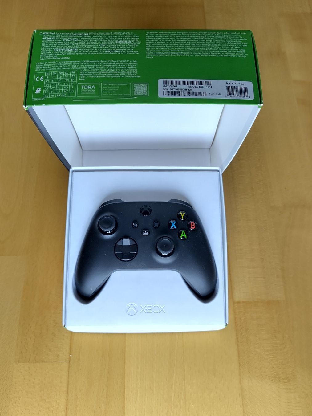 Microsoft Controller: Xbox Wireless Controller – Usato da Gümligen venduto da urw_62l5 2