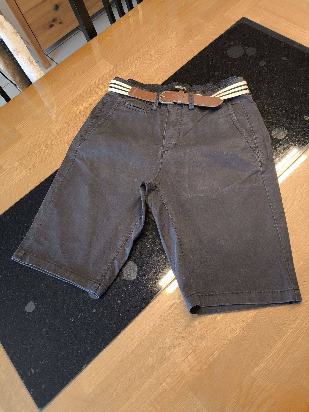 C&A Pantaloni: Kurze Hose Gr.28 (164) – Usato da Burgdorf venduto da Ropajesi